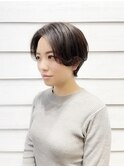 女性らしさのあるセンターパートショートスタイル【金子涼】