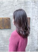 セミロングレイヤースタイル