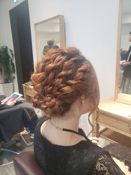 リファイン バイ アフィナー 本厚木店(Refine by Afinar) ヘアアレンジ［本厚木］