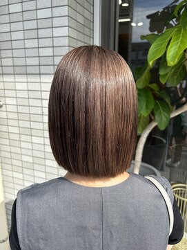 クルムバイルチア(Kulm by Luccica) 【kulmbyLuccica 廣江潔花】切りっぱなしボブ×ベージュカラー