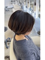 ヘアーアンドエステティック ヴェリス(hair&esthetic Velis) 【Velis】スライドカットの毛流れショートボブ♪