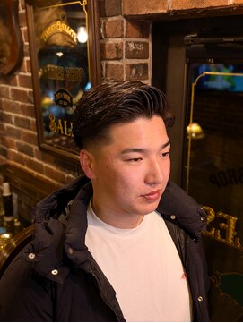 バレス 田町(BALES) <理容室>[メンズ/床屋/シェービング/ヘッドスパ/田町/芝浦]