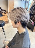 ハイトーングレージュ