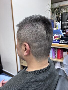 ヘアーサロンオギシマ ソフトモヒカン(4mm)