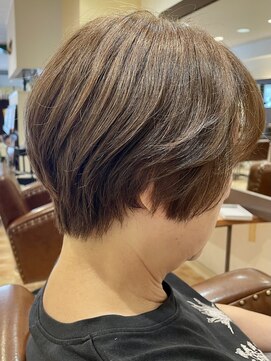 アイニ 河内小阪店(aini) 白髪ぼかしカラー白髪ぼかしハイライト大人ショート30、40、50代