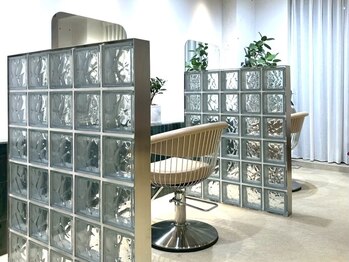 ナインセンス 下北沢(9_________nine sense)の写真/【下北沢/NEW OPEN】日常を忘れられる洗練された空間とお洒落な内装で居心地の良さ◎大人気の姉妹店有り