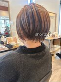 ショートボブ