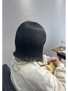 マーレ(MARLE./) ボブが幼く見える原因と解決法