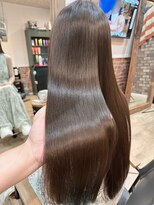 グロウ(GLOW)&nbsp;ツヤ感ベージュカラー