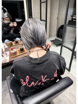 アコ(Aco) ★ショートボブ×シャドウルーツバレイヤージュ★