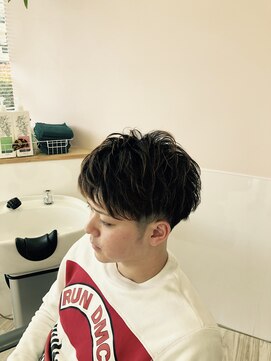 ヘアーアンドビューティー ギブリ(Ghibli) ツーブロックマッシュショート