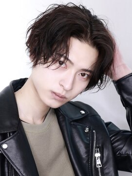 リップス 表参道店(LIPPS) 前下がりソフトツイストスパイラル【ミディアムセンターパート】