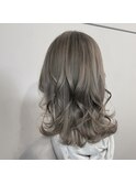 ブリーチ2回!透明感溢れるグレージュカラー