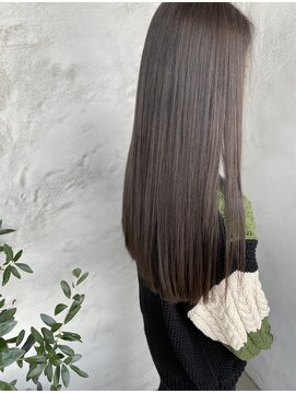 リベルタ(LIBERTA) 艶髪カラー透明感抜群◎20代30代ロングヘア