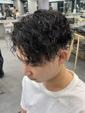 フィフス トウキョウ (fifth TOKYO) 波巻きパーマ波巻きスパイラルパーマツイストスパイラルパーマ