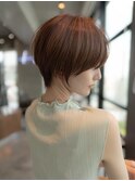 ヌーディカラー/前下がりボブ/小顔ヘア/大人ボブ