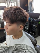 バーバーバー 八広(BARBER-BAR) ハイトーンスタイル