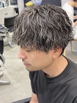 フィフス 渋谷(fifth) 束感ハイライト波巻きスパイラルパーマツイストスパイラルパーマ