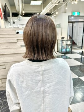 テテ(TETE) ボブ/切りっぱなしボブ/外ハネボブ