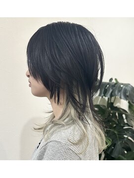 エーケイ(AK) ウルフ