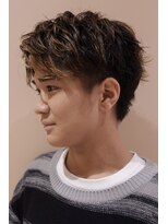 ビュートリアム265(BEAUTRIUM 265)&nbsp;メンズヘア シャドウパーマ スパイキーショート フェザーパーマ