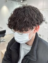 フィフス 天神大名(fifth) 再現性高い波巻きスパイラルパーマ×刈り上げマッシュ