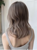 リトバイトゥルークリエイション 大宮(Re:to by True Creation)&nbsp;【大人ナチュラル】くびれミディ×ミルクベージュ