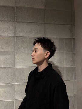ワンワンオー バーバーショップ コンチネンタル(@110 BARBER SHOP continental) テーパーフェードスパイキーショートパーマ