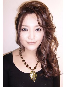 ラチャウ(La.Ciau) マーメイドサイドアップ