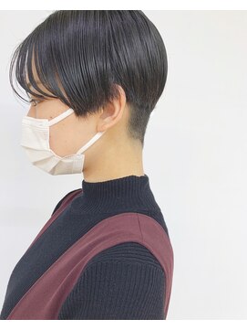 クオリス 上板橋店(QUALIS) 刈り上げ女子/ショートヘア/ショート/前下がり/ツヤ髪/黒髪