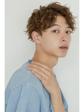 ラルユー 金山(LallYou) 無造作パーマ/ツーブロック/韓流マッシュ/かき上げ