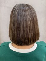 アンカラン(un Calin)&nbsp;30代40代ハイライトバレイヤージュ透明感外国人風カラー