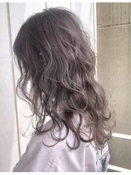 チャーリーズ マーケット(charlie's market) 大人かわいいロングウェーブ  20代30代40代/銀座