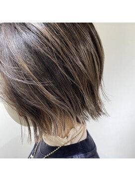 エン(en.) ハイライトボブ