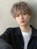 イオ 本厚木(io)&nbsp;無造作マッシュハイトーンメンズカット刈り上げ