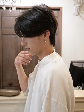 ネイビー(NAVY) 自然な毛流れセンターパート