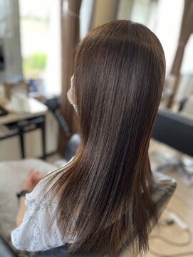 コア フィール ア デイ(COIFFURE A DAY) 【M3D見附今町】髪質改善カラー