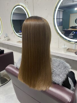 エコル 北梅田(EKOLU) ブリーチ毛酸性ストレート♪