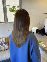 リーシュ(LEASH)&nbsp;「髪に優しく、色鮮やかに。美しさが続くメテオカラー。」