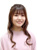 黄ぐまくん美容室 ロング 巻き髪