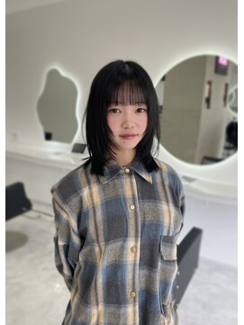 サジャ バイ エレン(SAJA by Ellen) ミディアムレイヤー[韓国ヘア/レイヤーカット/ハッシュカット]