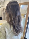グラデーショングレージュ