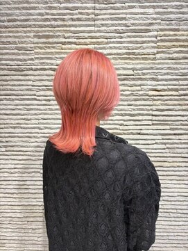 ビス リアン 川口店(Vis lien) 20代30代ソフトウルフ肩ラインダブルカラーピンクカラー