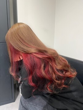 ベレーザ 渋谷神南(Beleza) 16188ブリーチ&ダブルカラーインナーカラー黒髪ダークレッド