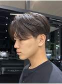 毛流れセンターパートニュアンスパーマカルマヘアメンズパーマ