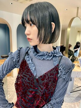 ロマリア(Lomalia) ボブヘア[表参道/原宿/ダブルカラー/ケアブリーチ/縮毛矯正]