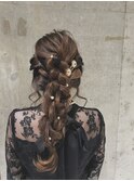 ロングの方にオススメ！編み込みスタイル