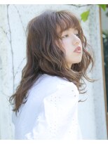 【佐藤詩穂】ニュアンスウェーブのモテミディ