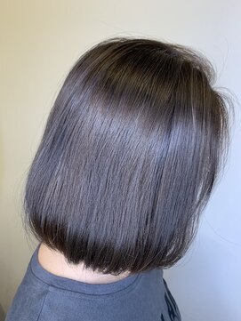 ヘアーサロン イバ(IBA) アッシュグレージュ