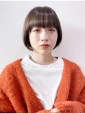 ショートボブ_アースカラーくびれヘアツートンカラー_29003